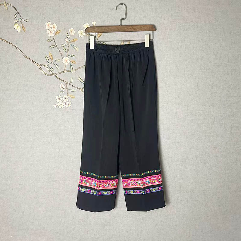 How can we ensure that the thickened straight-leg trim for women's trousers remains straight and does not easily deform during manufacturing?